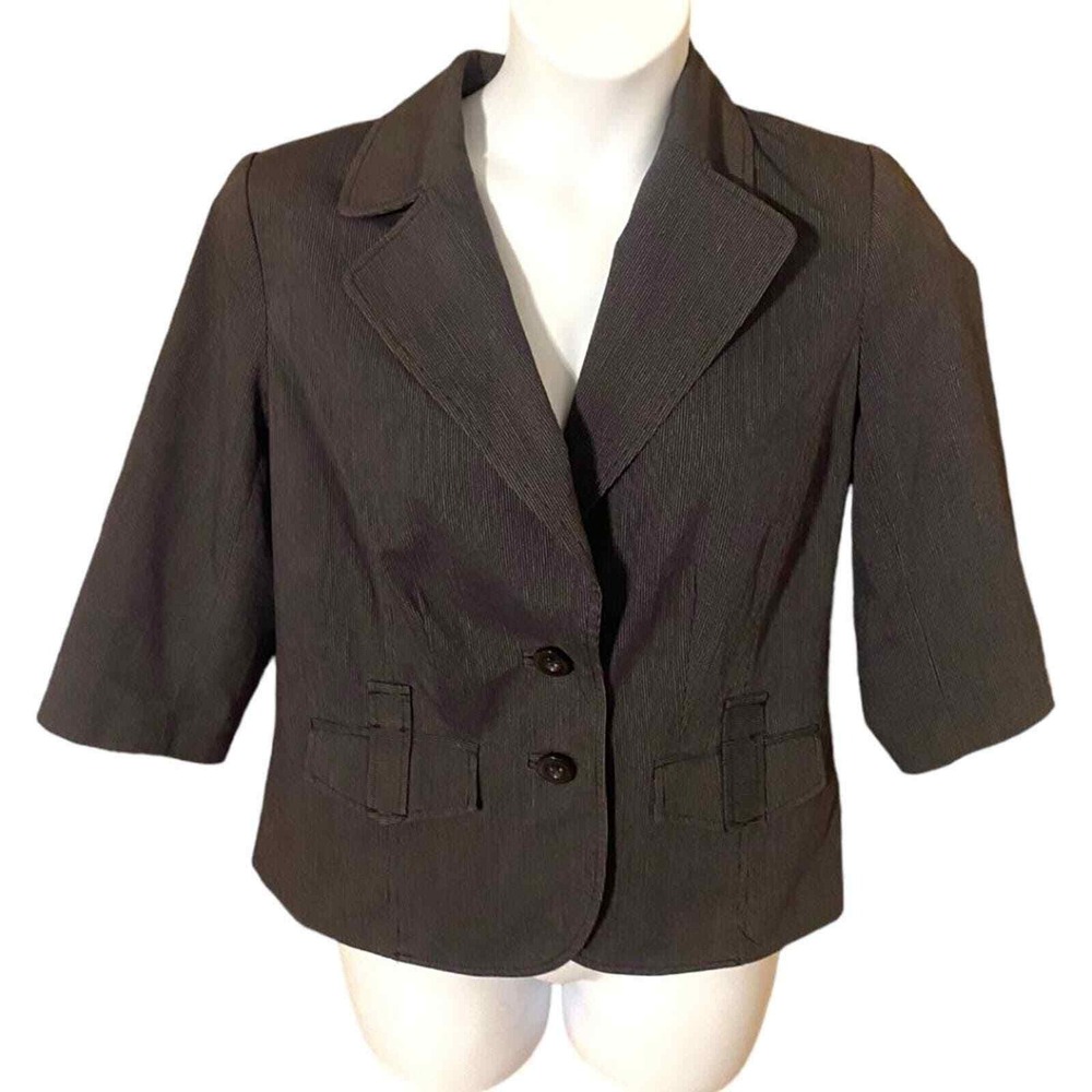 LANE BRYANT black pinstripe 3/4 sleeve two-button blazer - women's 16 EUC - Picture 2 of 7